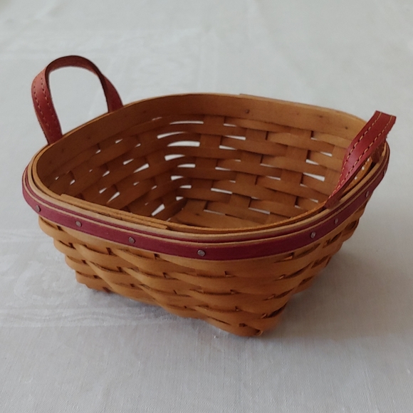 Longaberger Other - Longaberger Holiday Tree Trimming Basket